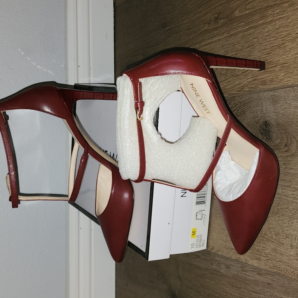 Nine West Red Heels - Picture 2 of 6